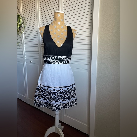 TiBi Dress in black and white Sz 8 - Picture 3 of 8